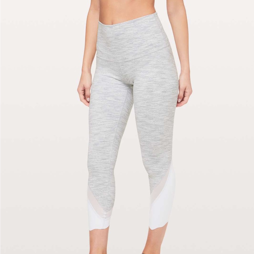 Lululemon Space Nimbus Grey Heathered Crop Scallop Leggings